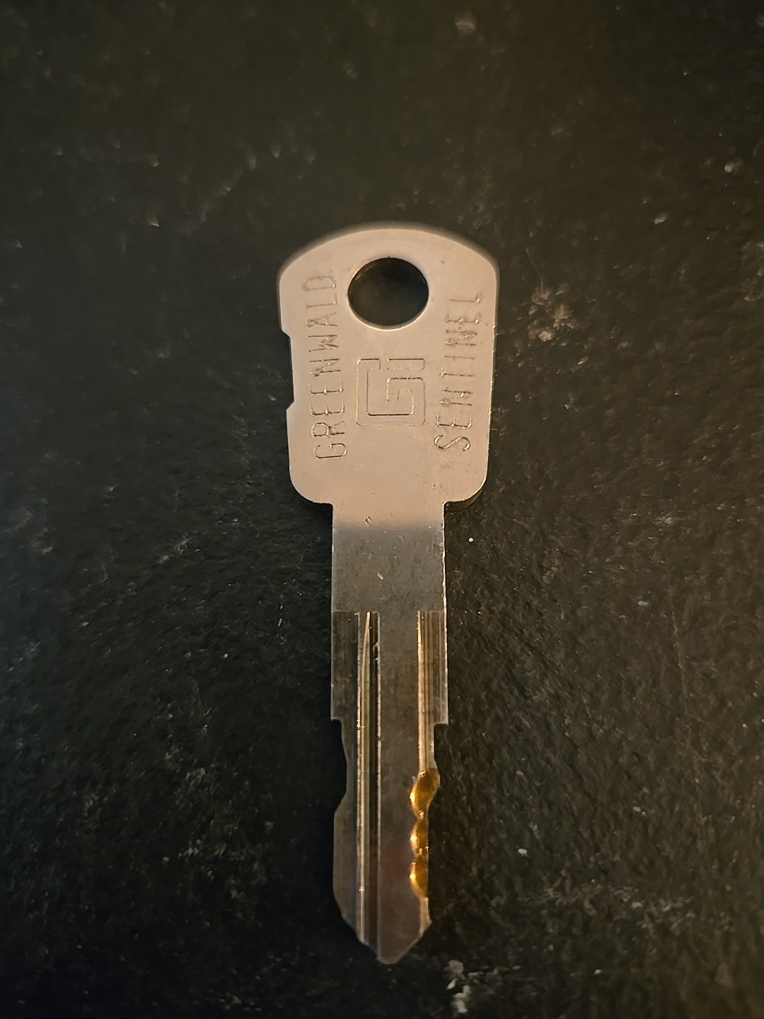 GREENWALD SENTINEL KEY CODED G1916 (3D5)