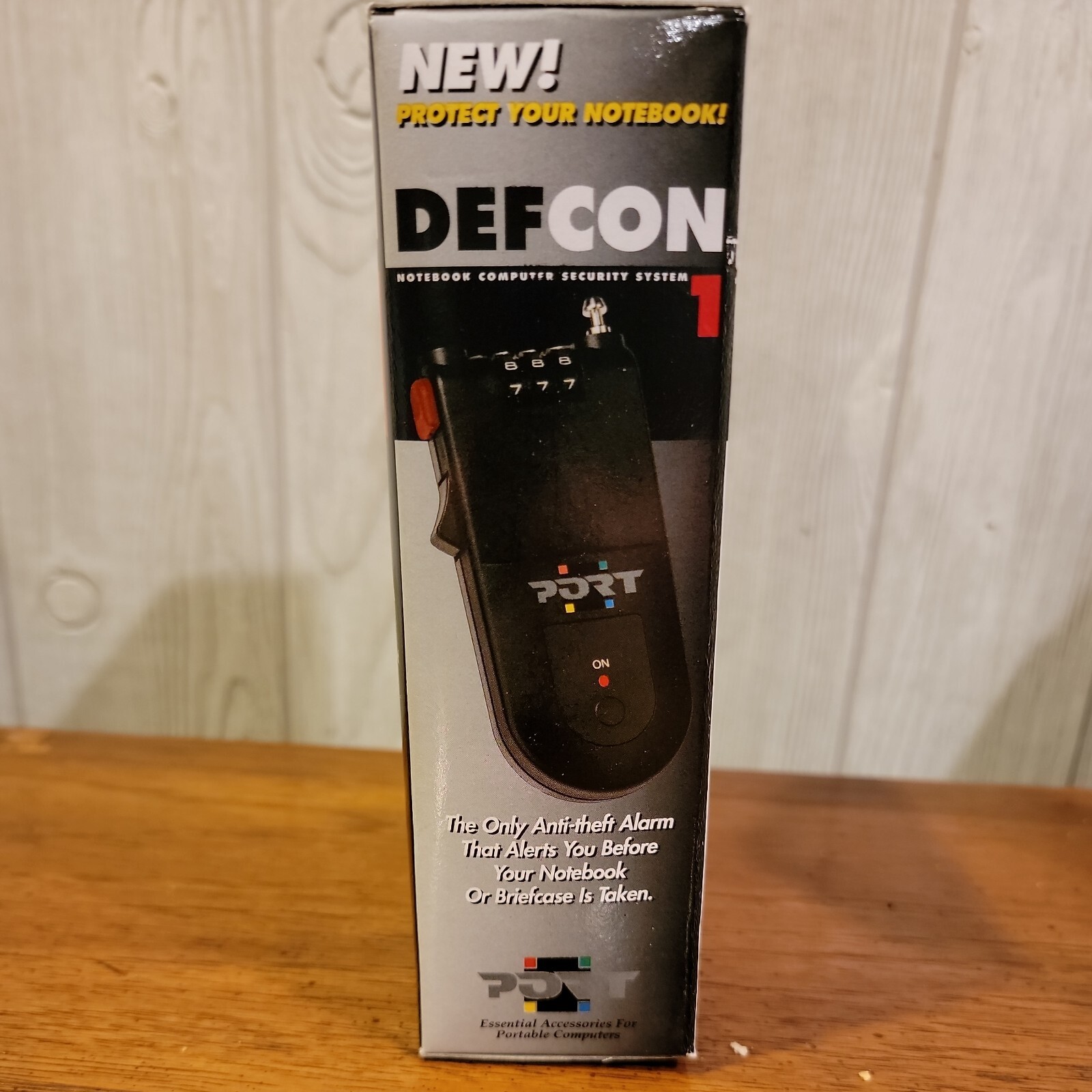 New in Box DEFCON 1 Notebook Computer Security System Alarm (SEL0400)