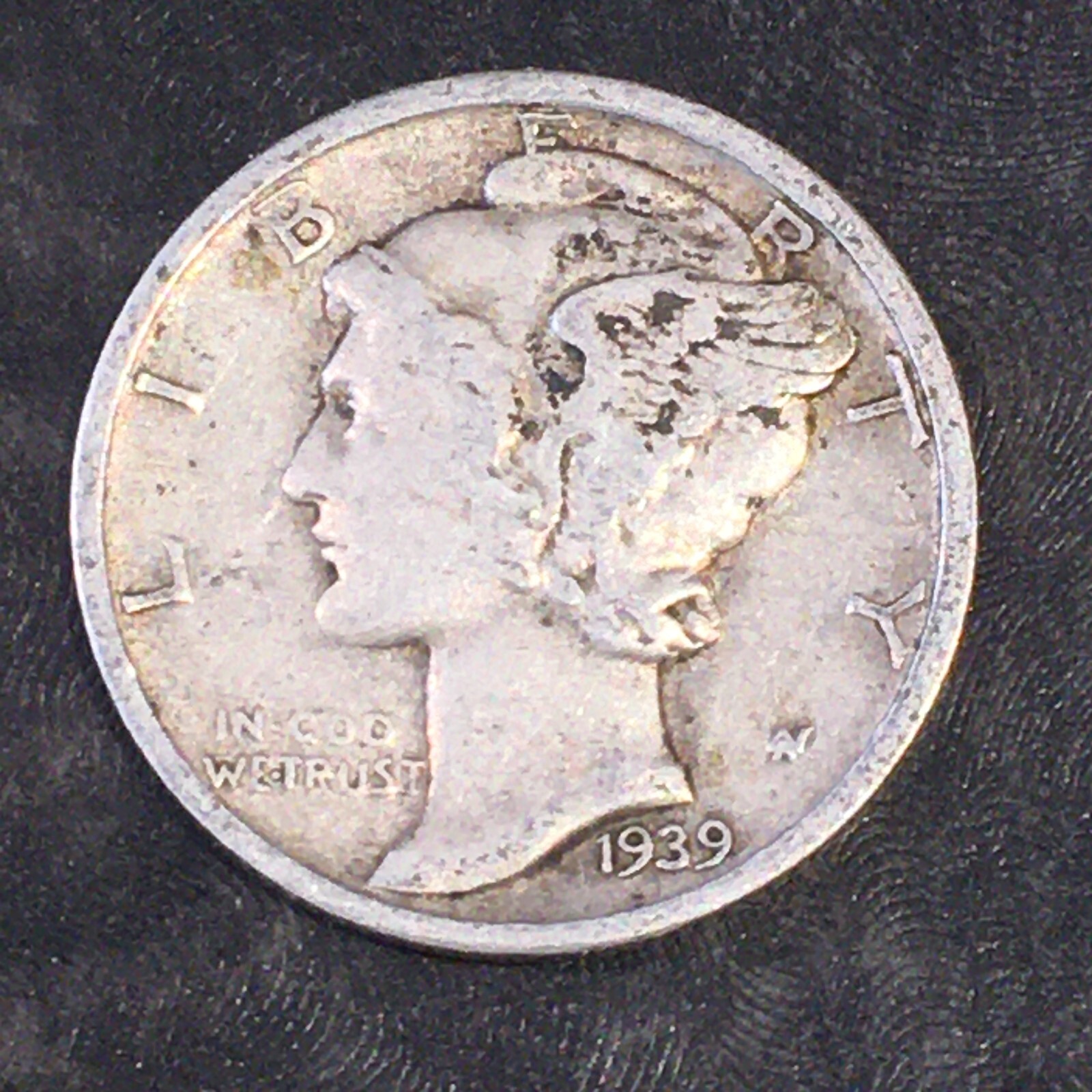 1939-D Silver Mercury Dime - From old Album - High Quality Scans #o623