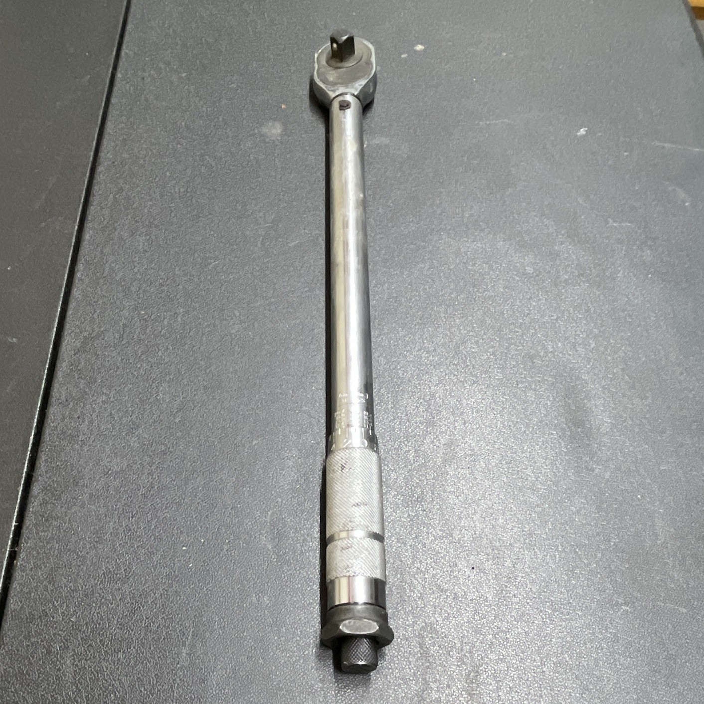 DEWALT 3/8 in Micrometer Click Torque Wrench Adjustable Ratcheting Steel