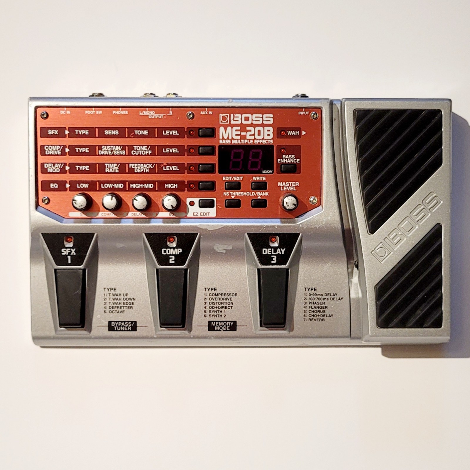 Boss ME-20B Multi-Effects Guitar Effect Pedal