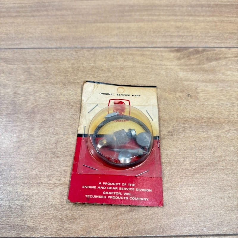 New TECUMSEH OEM NOS CARBURETOR REPAIR KIT / 632240