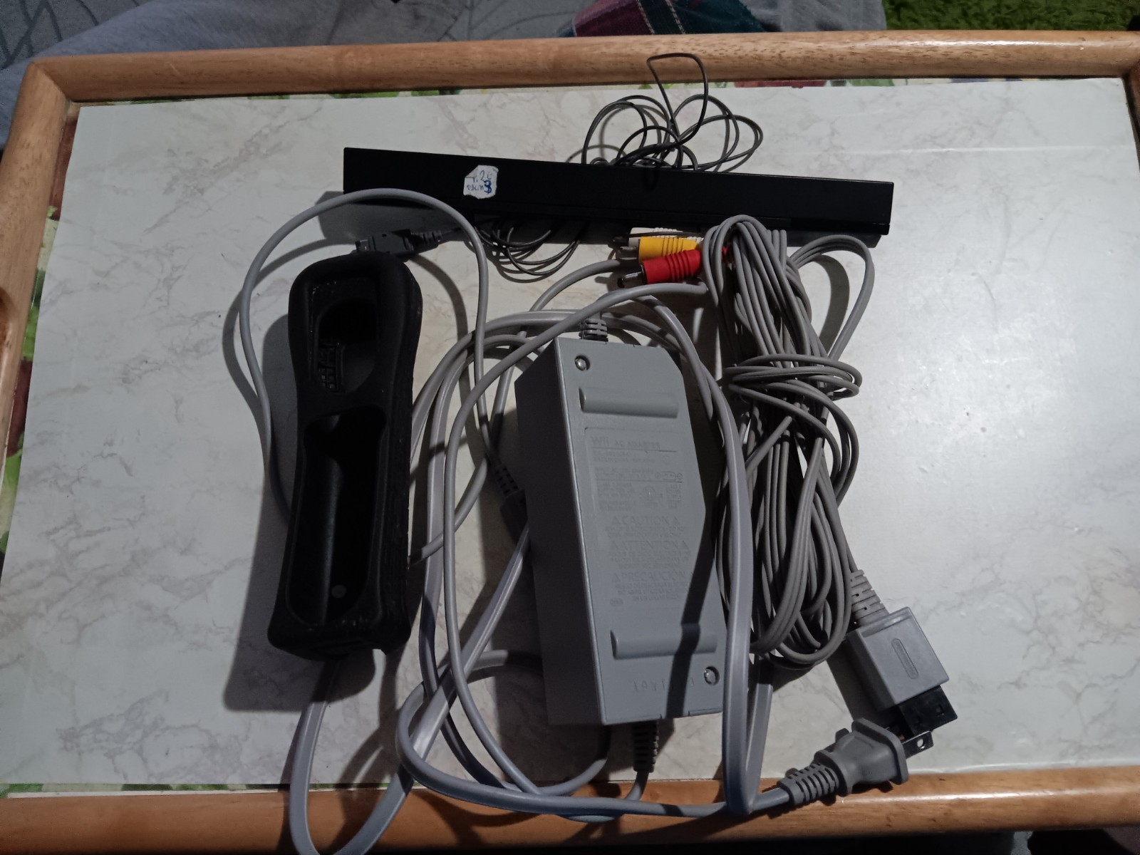 Wii BUNDLE OEM AC Adapter + Sensor Bar + AV Cable + Silicone Remote Sleeve