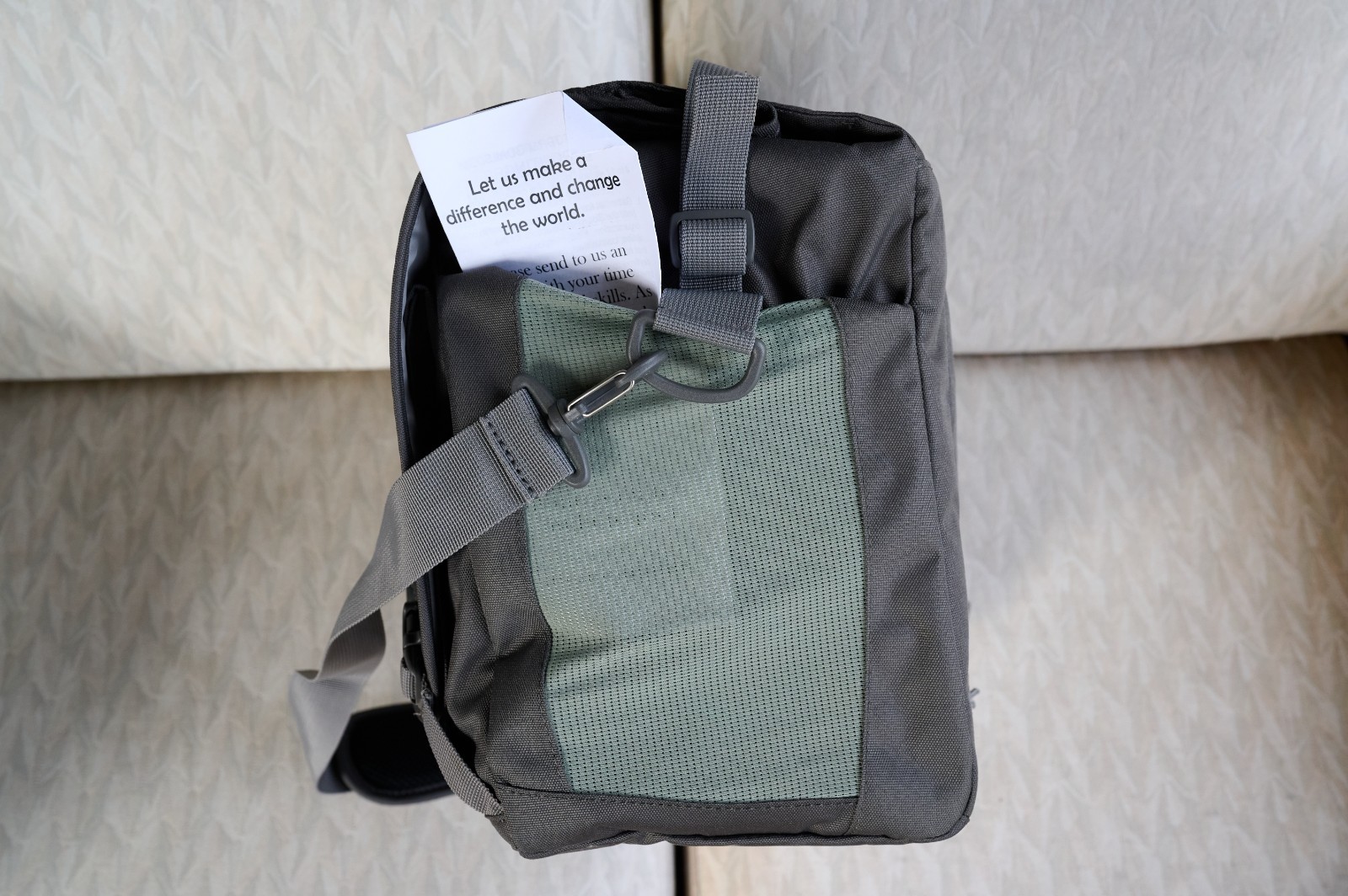 Lowepro Nova Sport 35L AW Camera Messenger Bag for photo gear, Gray, New