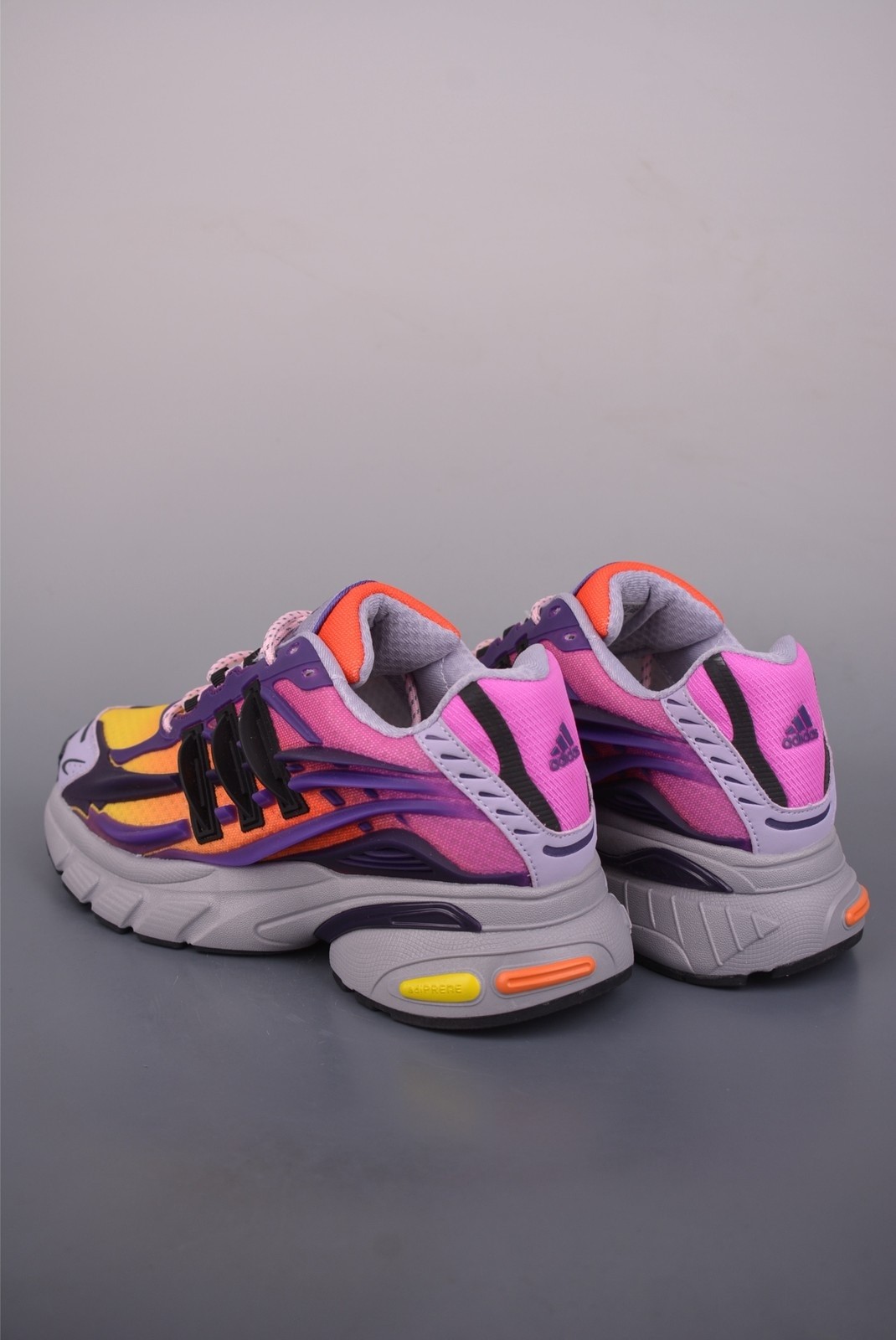 JP9275 Pharrell adidas Adistar Jellyfish