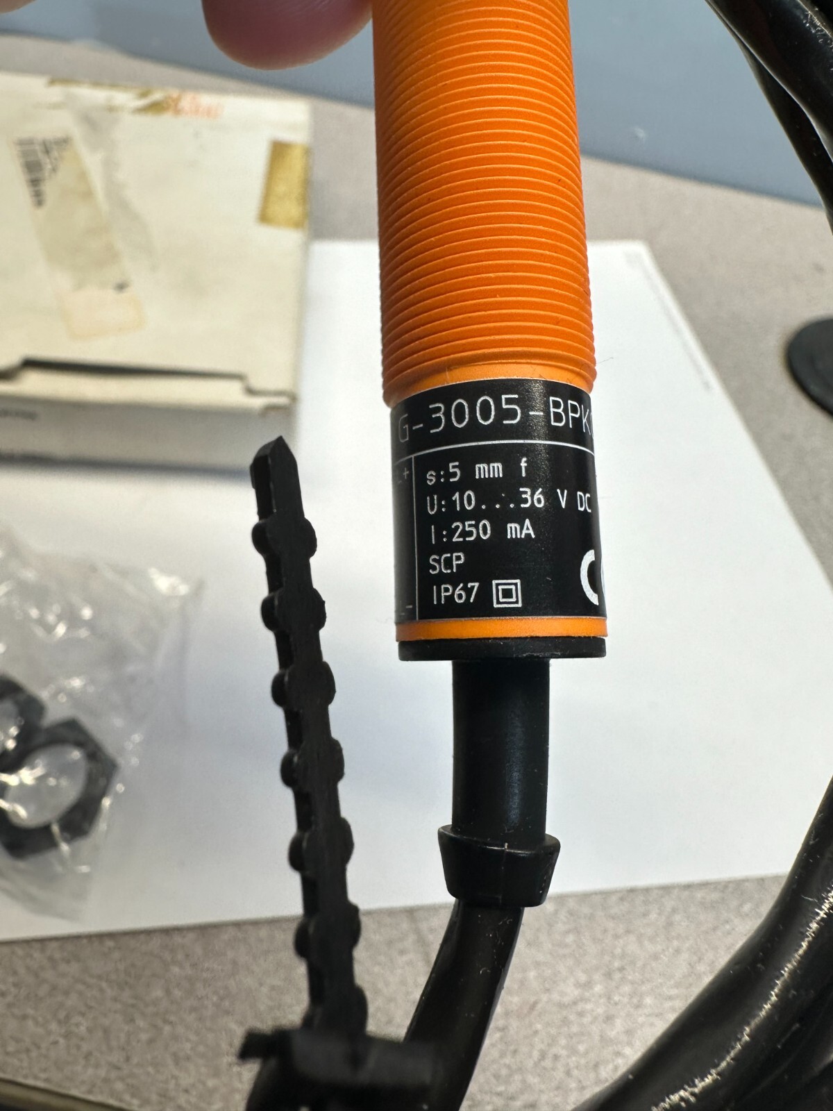 IFM IG5518 / IG3005-BPKG EFECTOR PROXIMITY SWITCH SENSOR, NEW FREE SHIPPING