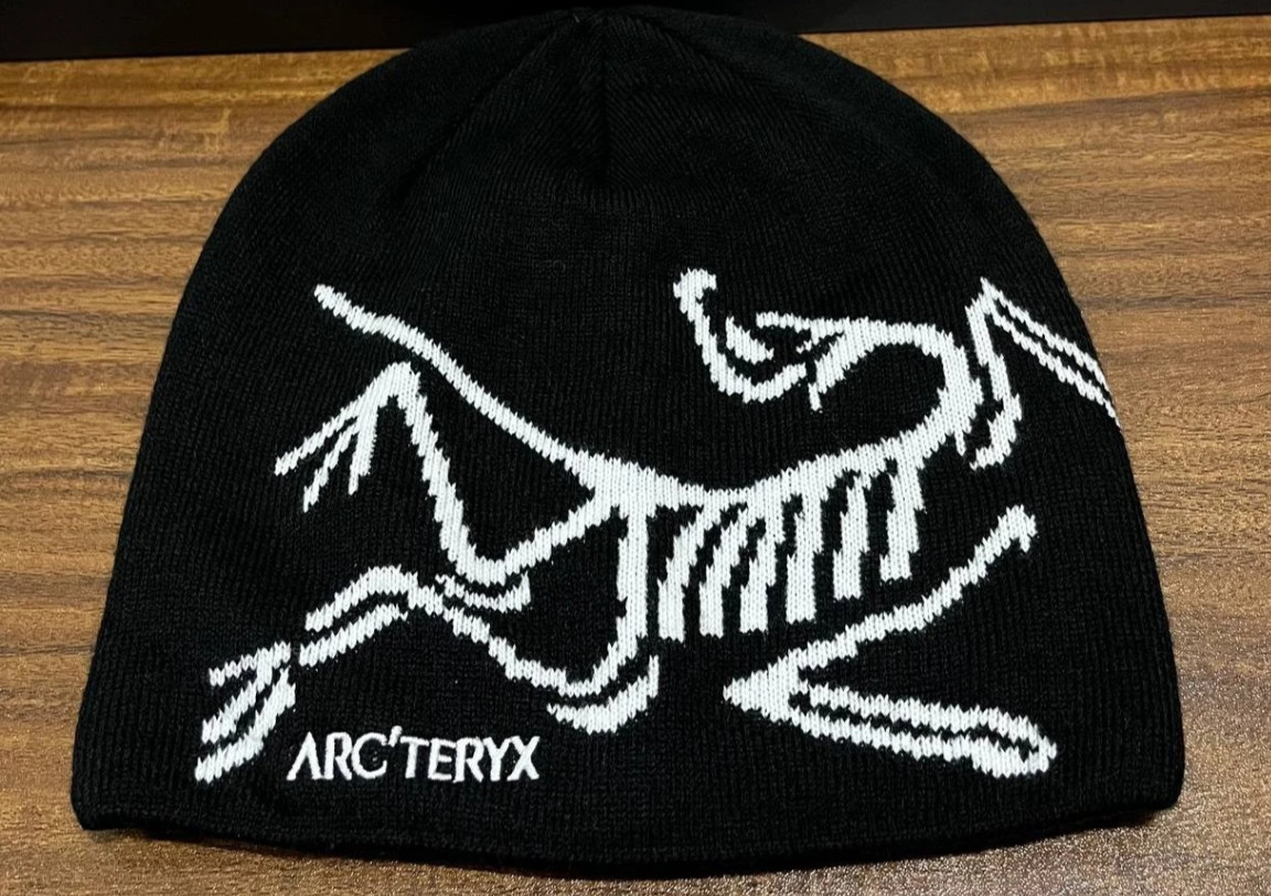 ❄️ Arc'teryx Knit Beanie Bird Head | Black White Winter Hat Unisex Warm NWT