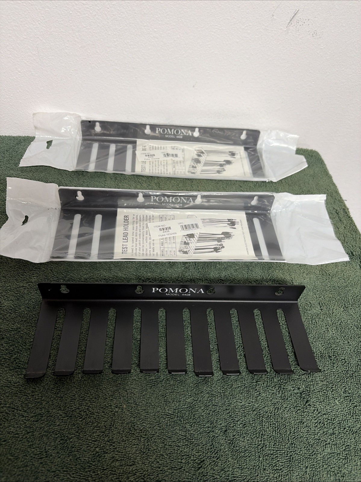 3pk Pomona 4408 Test Lead Holders  w/10 slots for wires up to 0.320IN DIAMETER