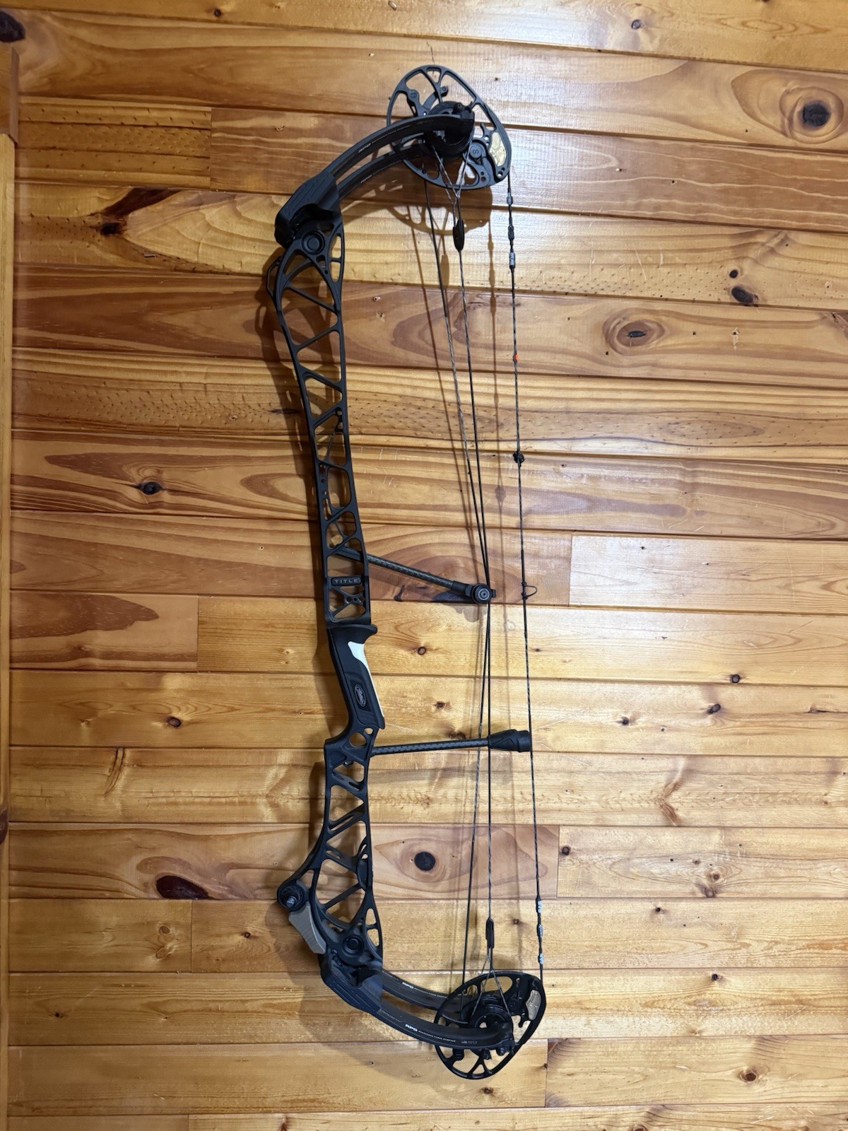 Mathews Title 38 Right Handed