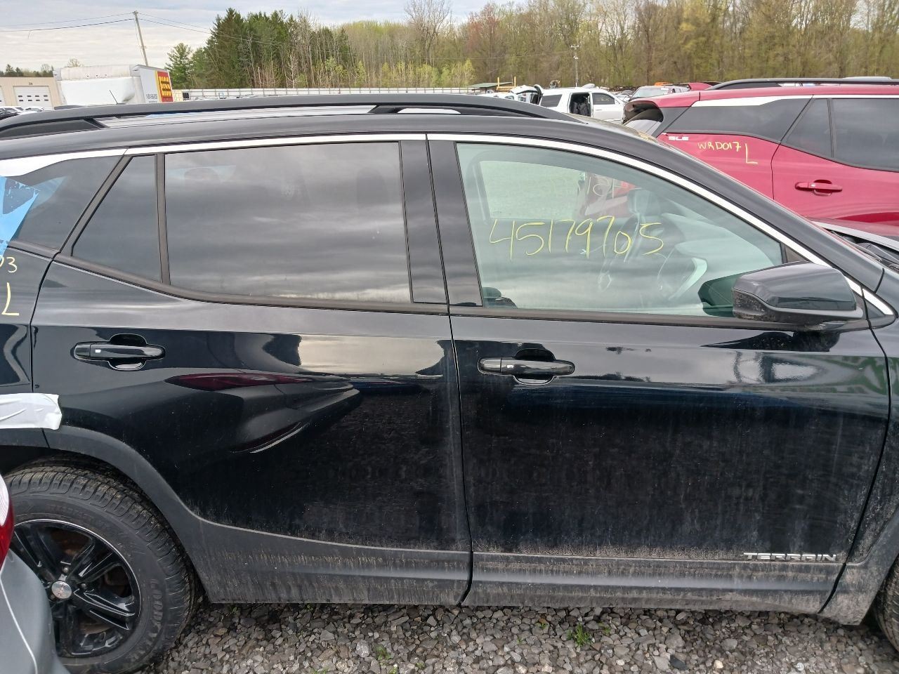 TERRAIN 2020 Air Shutter 11599336