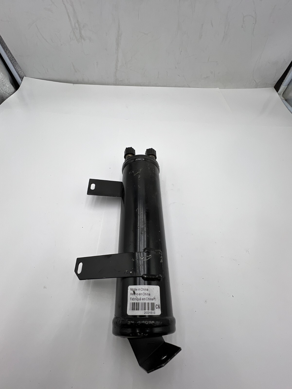20D1513 AC Refrigerant Hose Accumulator Black