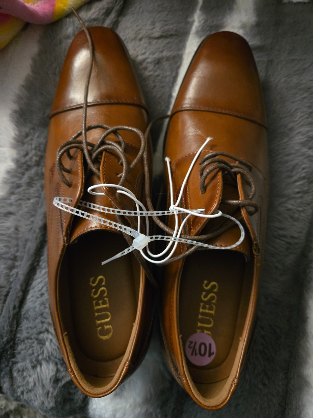 Guess mens dress shoes