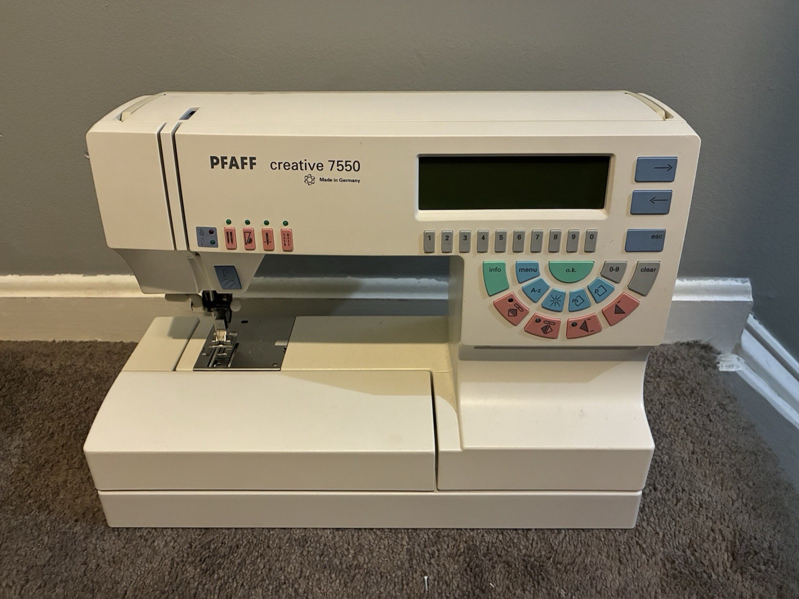 Pfaff Creative 7550 Sewing and Embroidery Machine Only Working