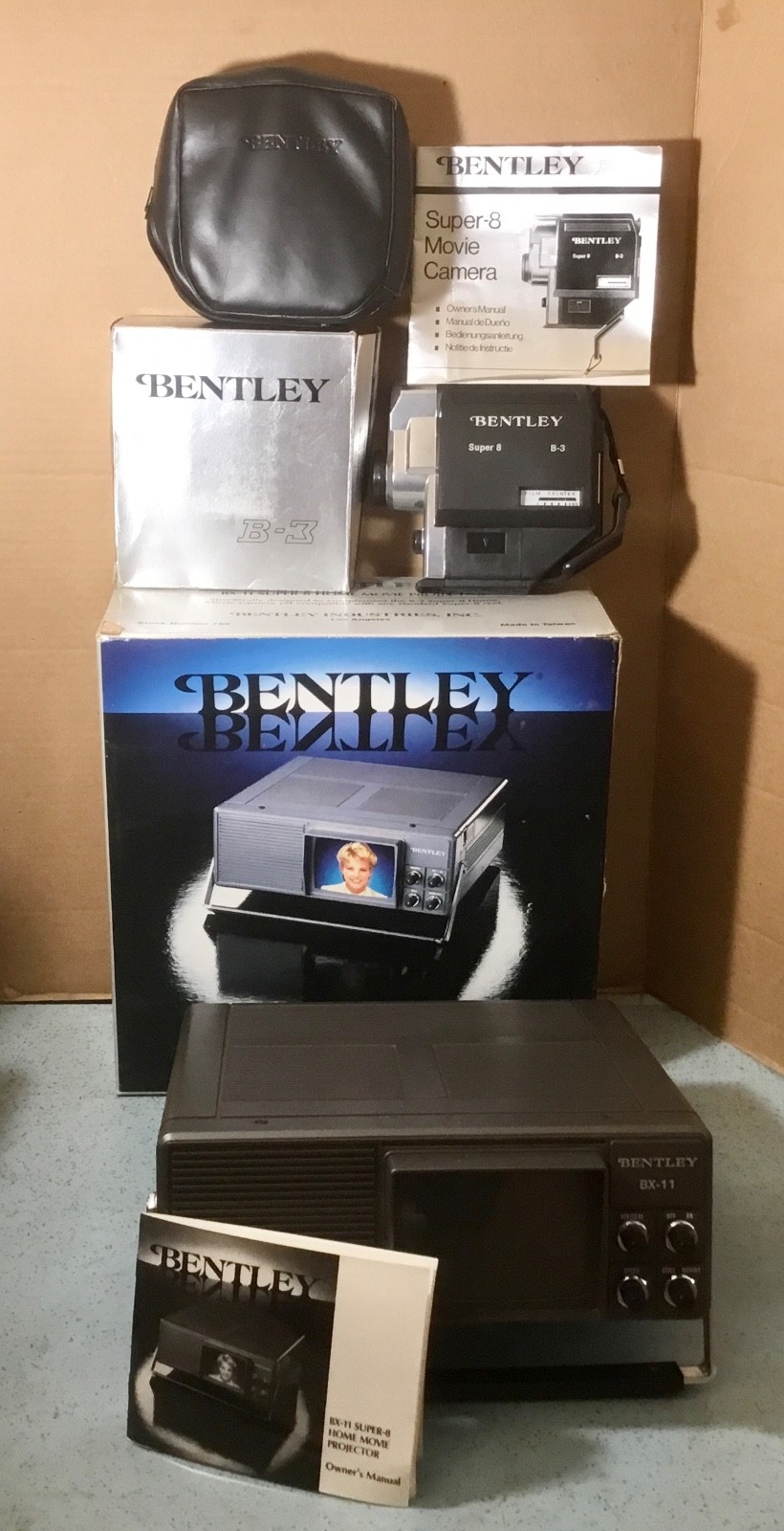 VTG BENTLEY B-3 SUPER-8 FILM CAMERA & BX-11 SUPER-8 HOME MOVIE PROJECTOR w/BOX
