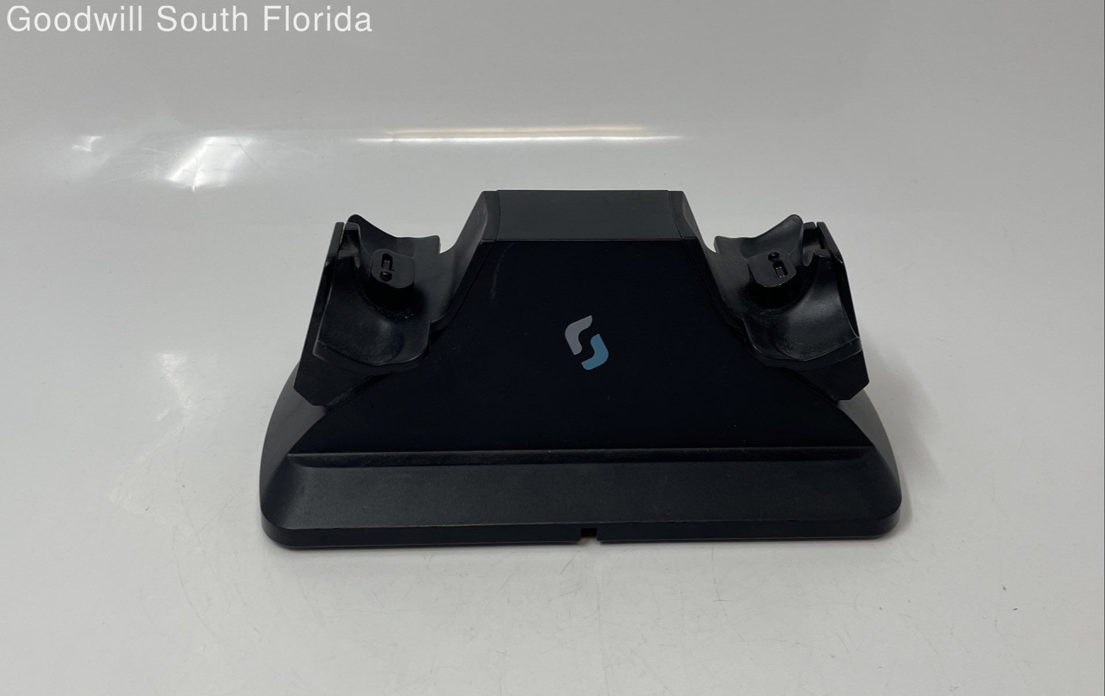 Sliq Gaming PlayStation 4 Black Dual Controller Charging Station Not Tested