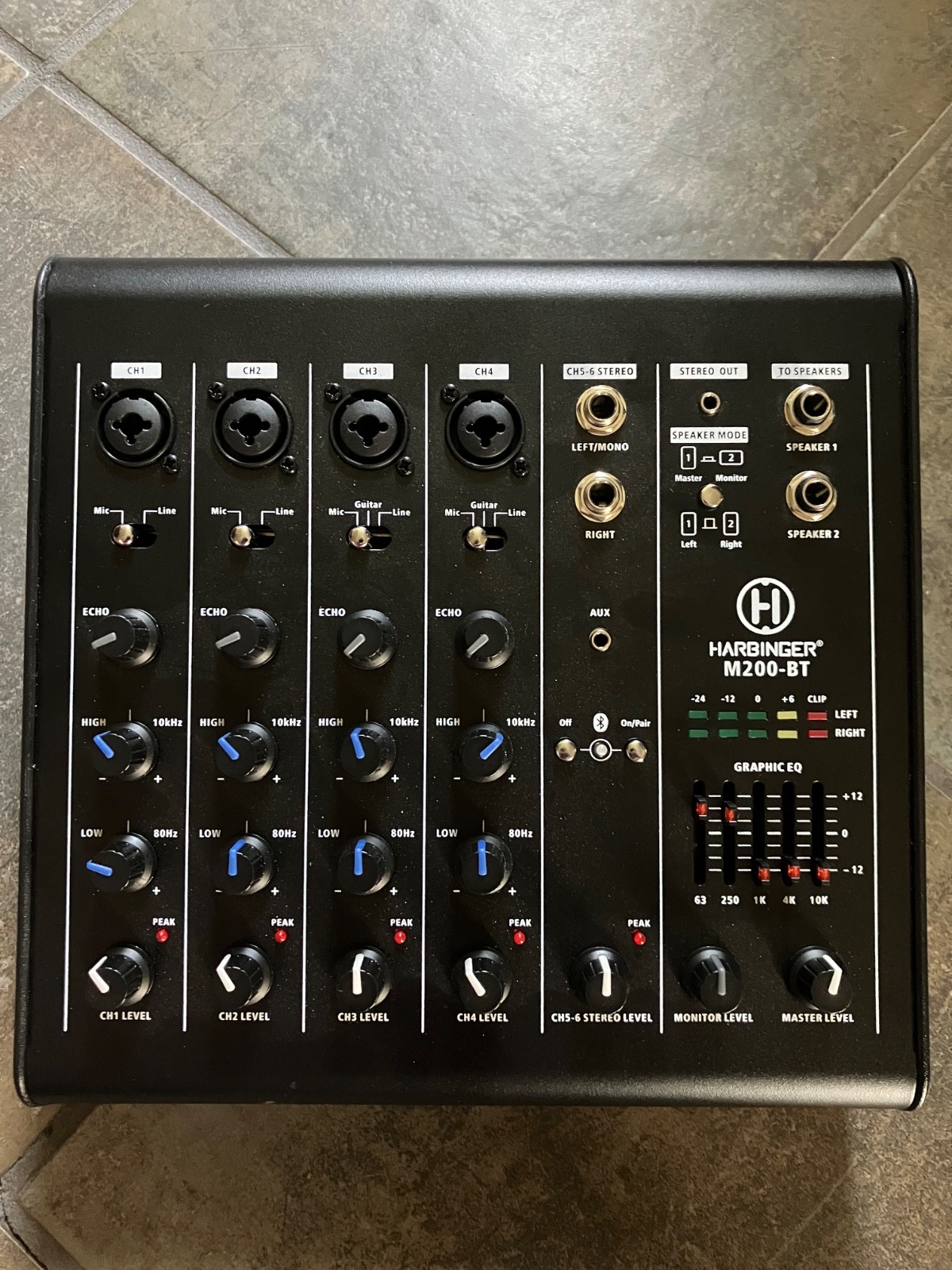 Harbinger M200-BT Unpowered 4 Channel mixer - NO POWER For Repair