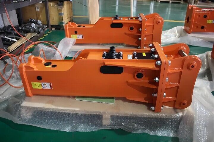 4-7 Ton Excavator Attachment Silienced Type Hydraulic Hammer Rock Breaker Genric