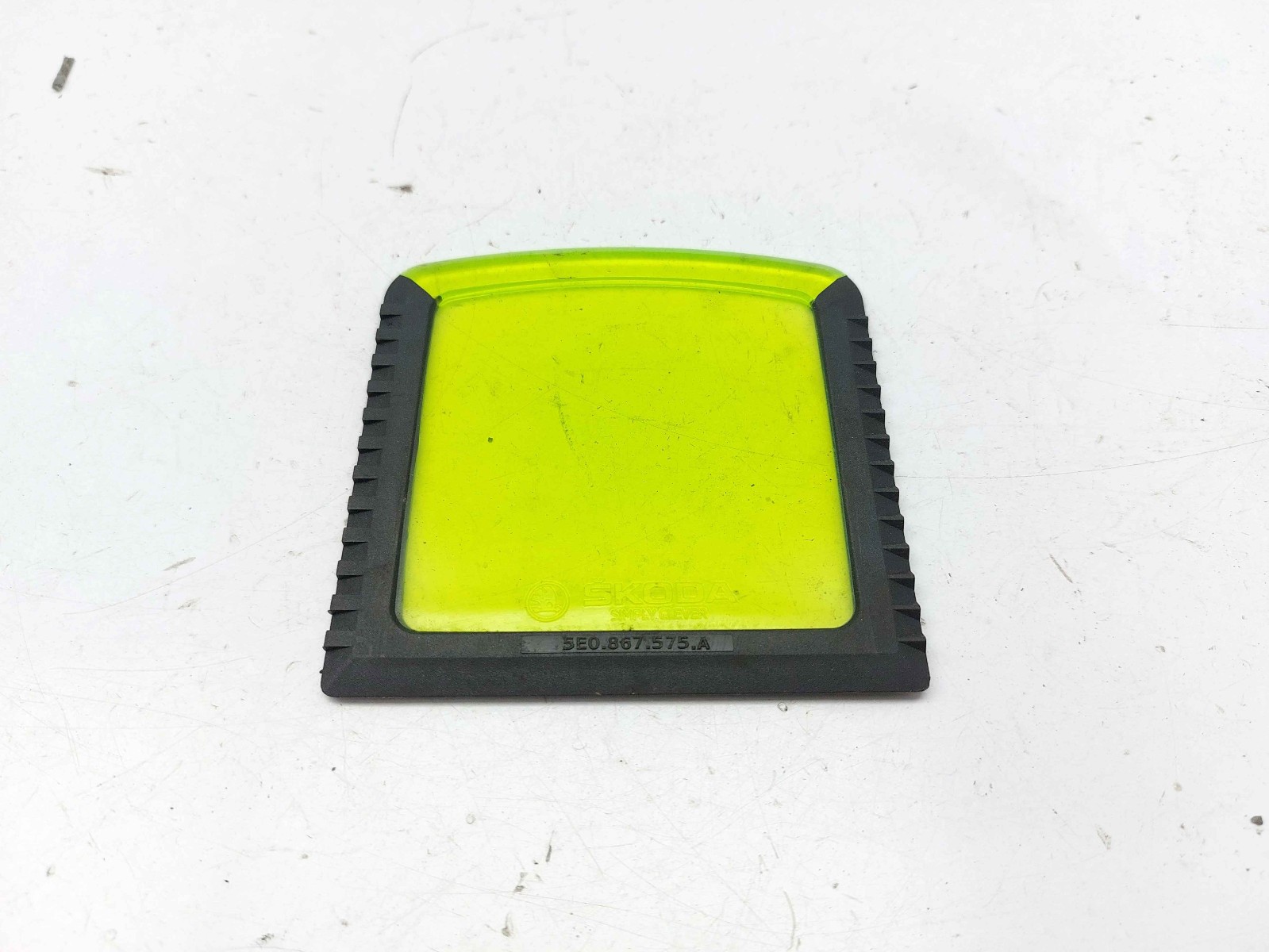 SKODA OCTAVIA MK3 ICE SCRAPER WITH RIDGES 5E0867575A 2017