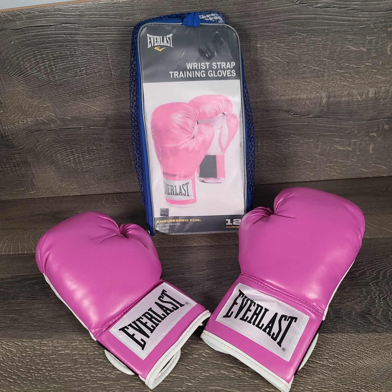 Everlast Women's Wrist Strap Bag Training Gloves Size 12 Ounces Pink and White
