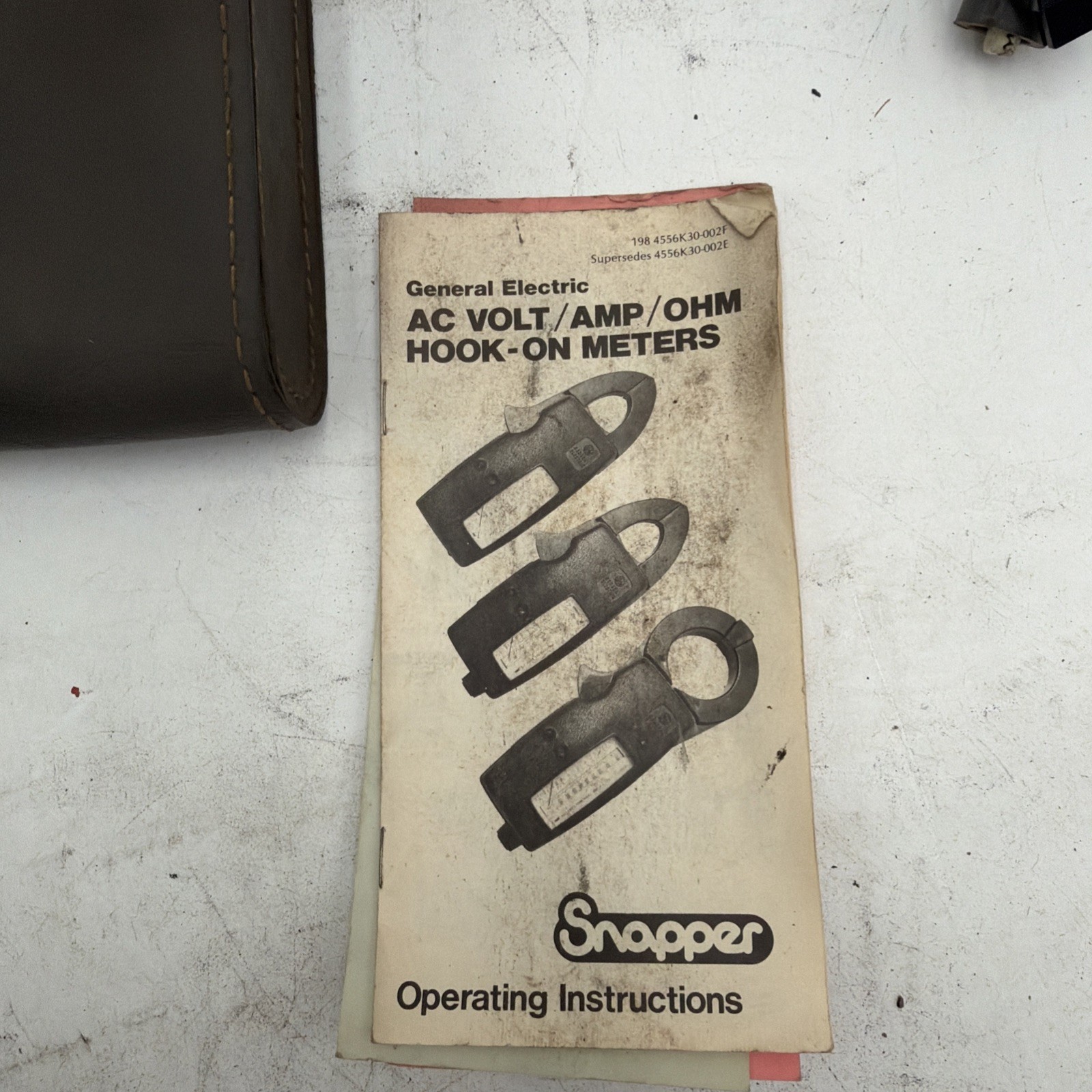 Vintage GE Voltmeter Meter Snapper 942D