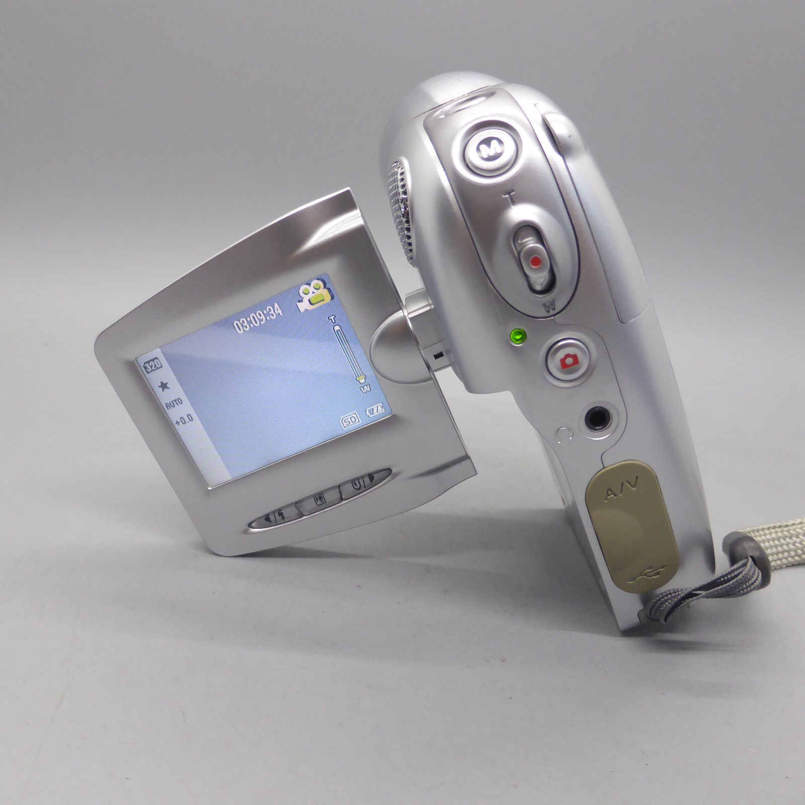 Vivitar DVR-310 3.0MP Compact Digital Video Recorder Silver Tested