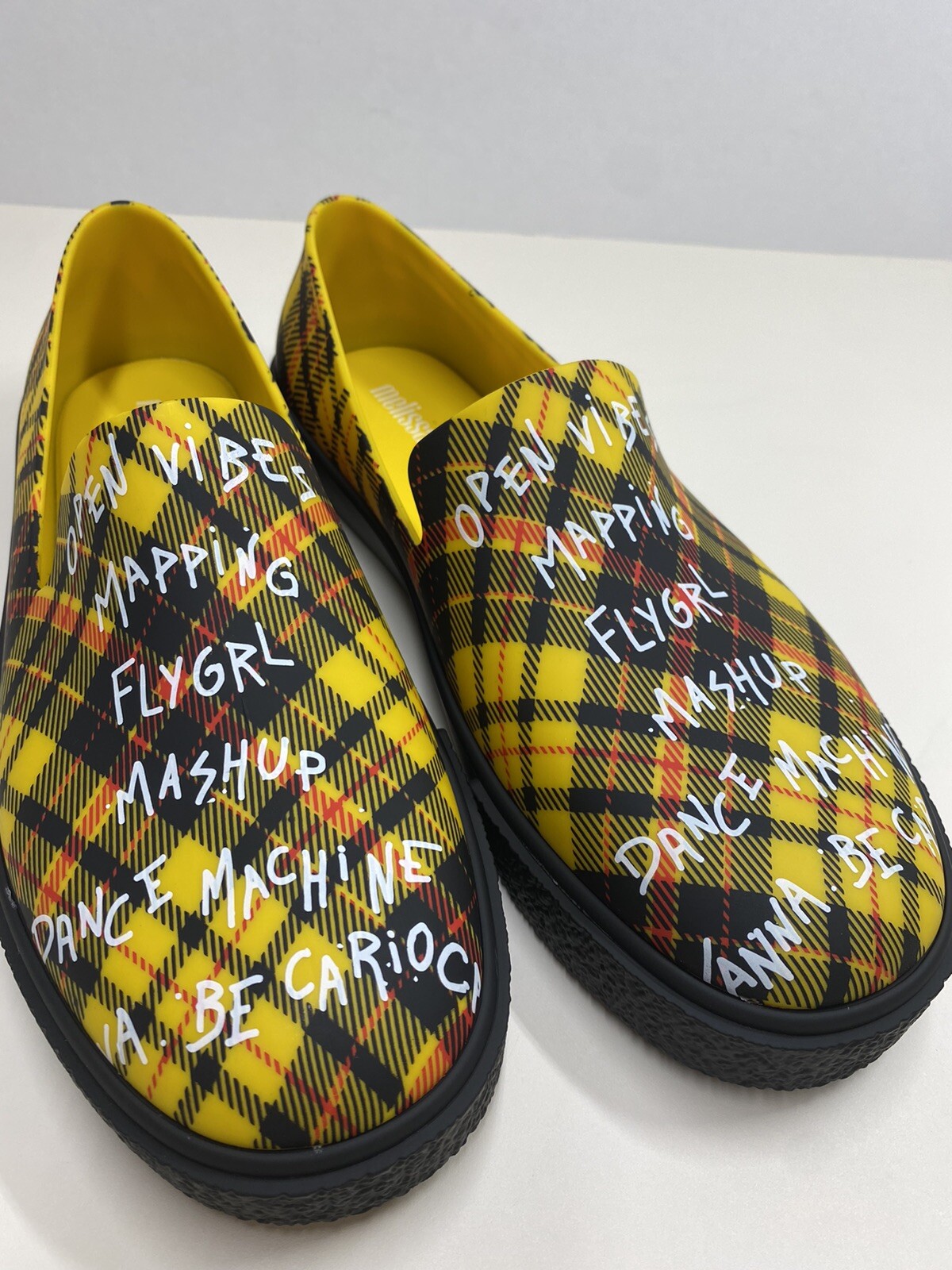 Melissa Womens Ground Sneaker Yellow Black Tartan Plaid SZ 9 NWT Street Wear