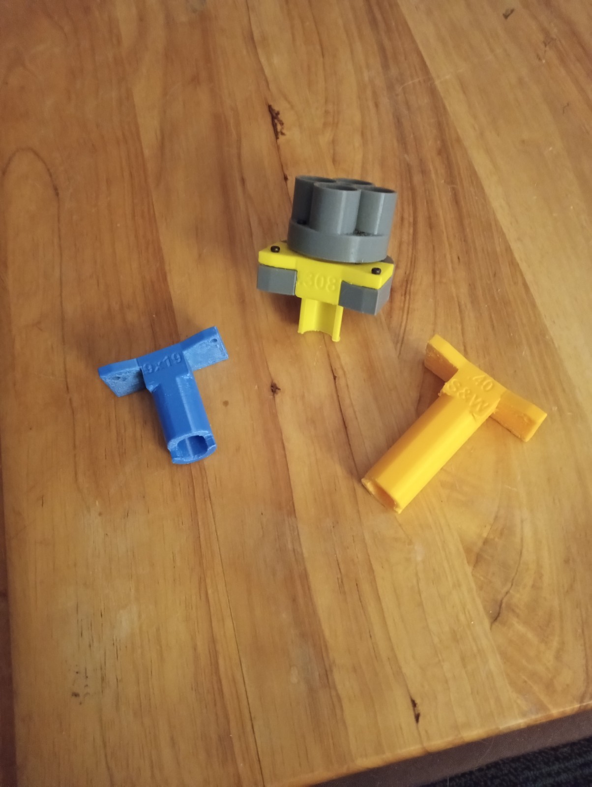 Lee APP Universal Case Feeder 3D Printed With 3 Case Adapters,No More Adjusting