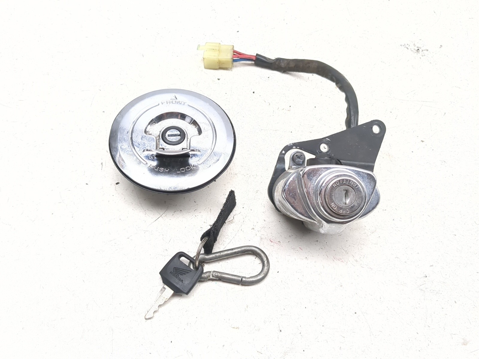 05-08 Honda VTX1800 F1 Ignition Fuel Cap Switch with Key Set 35010-MCH-A00