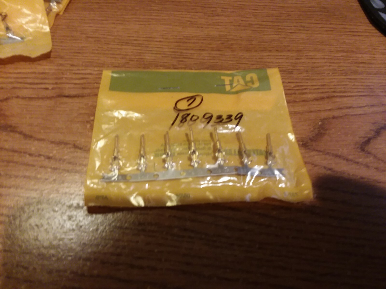 CATERPILLAR 180-9339 / 1809339 PIN CONNECTOR (BRAND NEW) 7 PCE STRIP