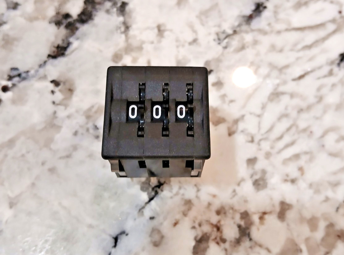 C & K   003-51081-00   THREE DIGIT COUNTER   SNAP IN