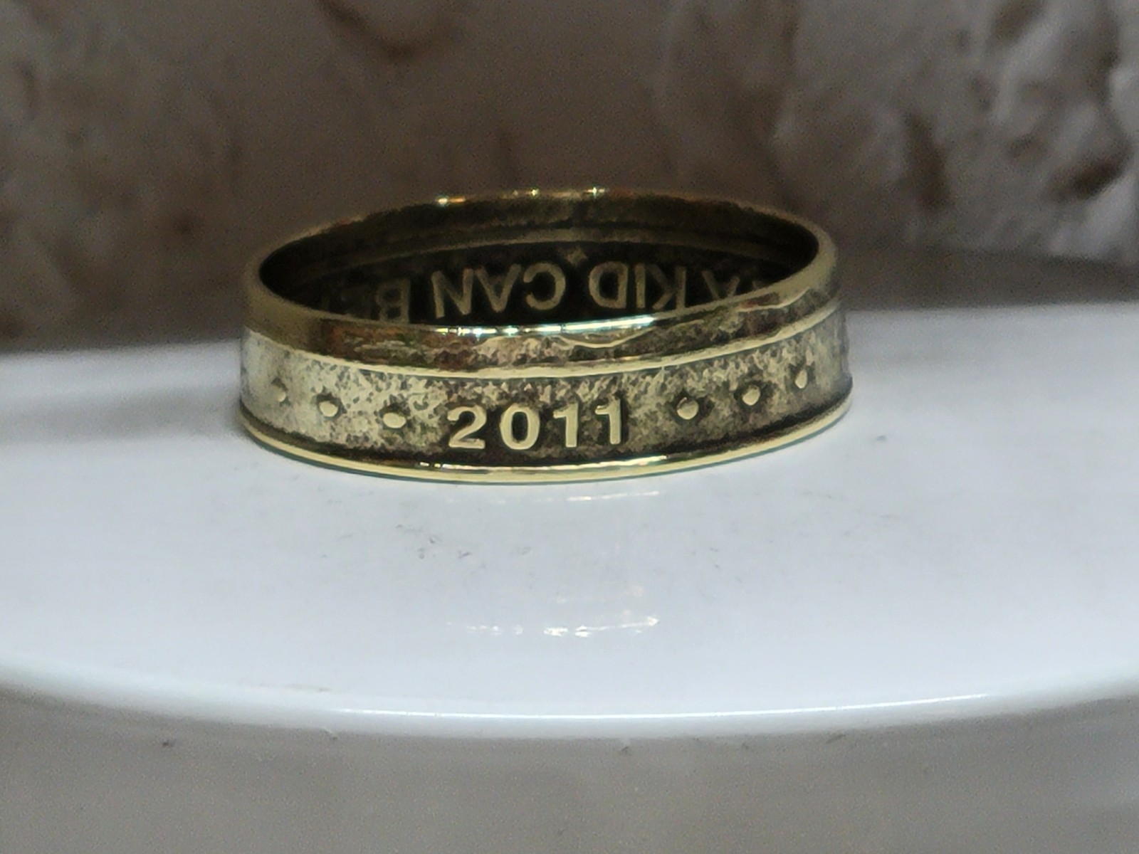 CHUCK e CHEESE - 2011 - Size 12 Token Coin Ring