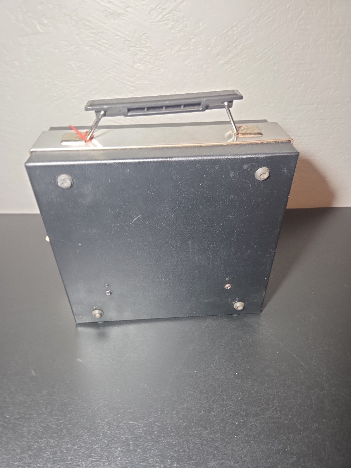 Sencore SS137 Sweep Circuit Analyzer - Power On - Untested
