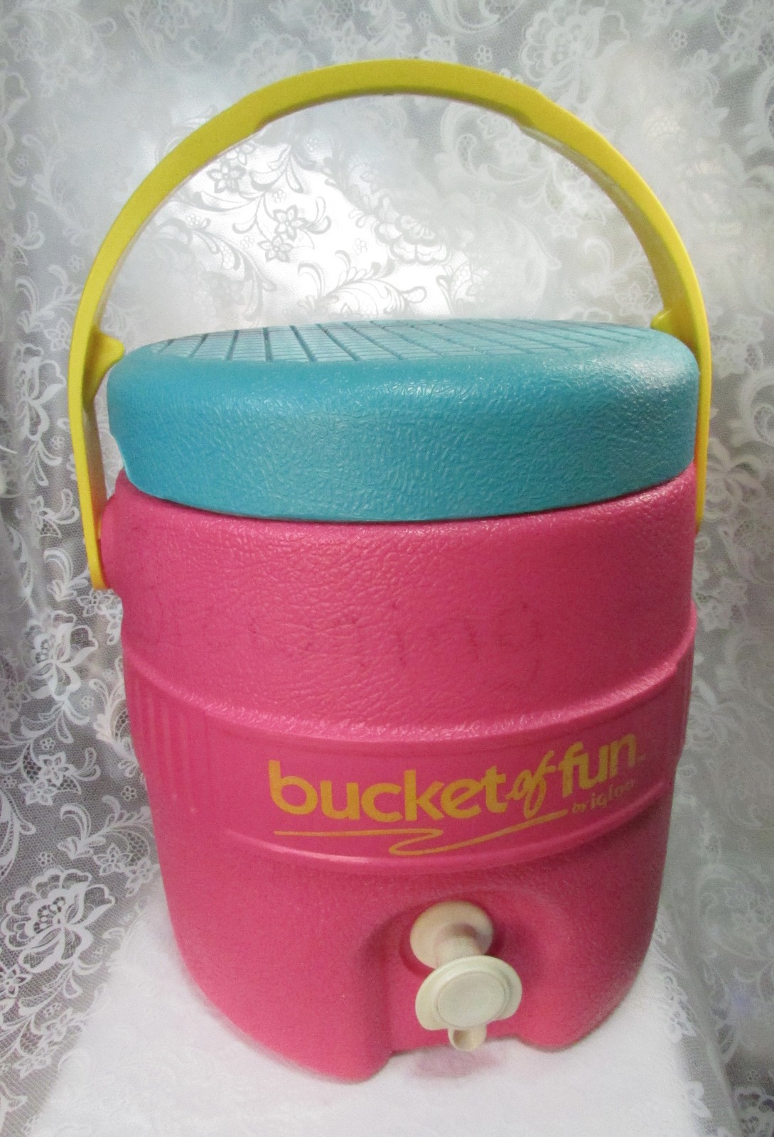 Bucket of Fun by Igloo DRINK COOLER 1 Gallon with Spigot Pink Teal & Yellow USA