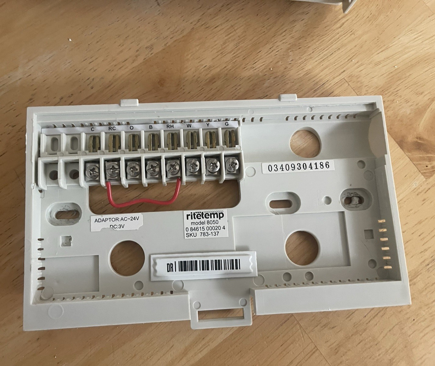 Ritetemp 8085O Programmable Wall Thermostat 24V Low Voltage w/ Trim Plate White