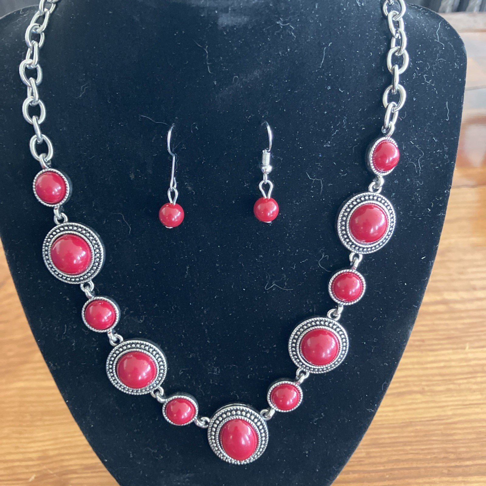 Silvertone Red Cabochon Necklace