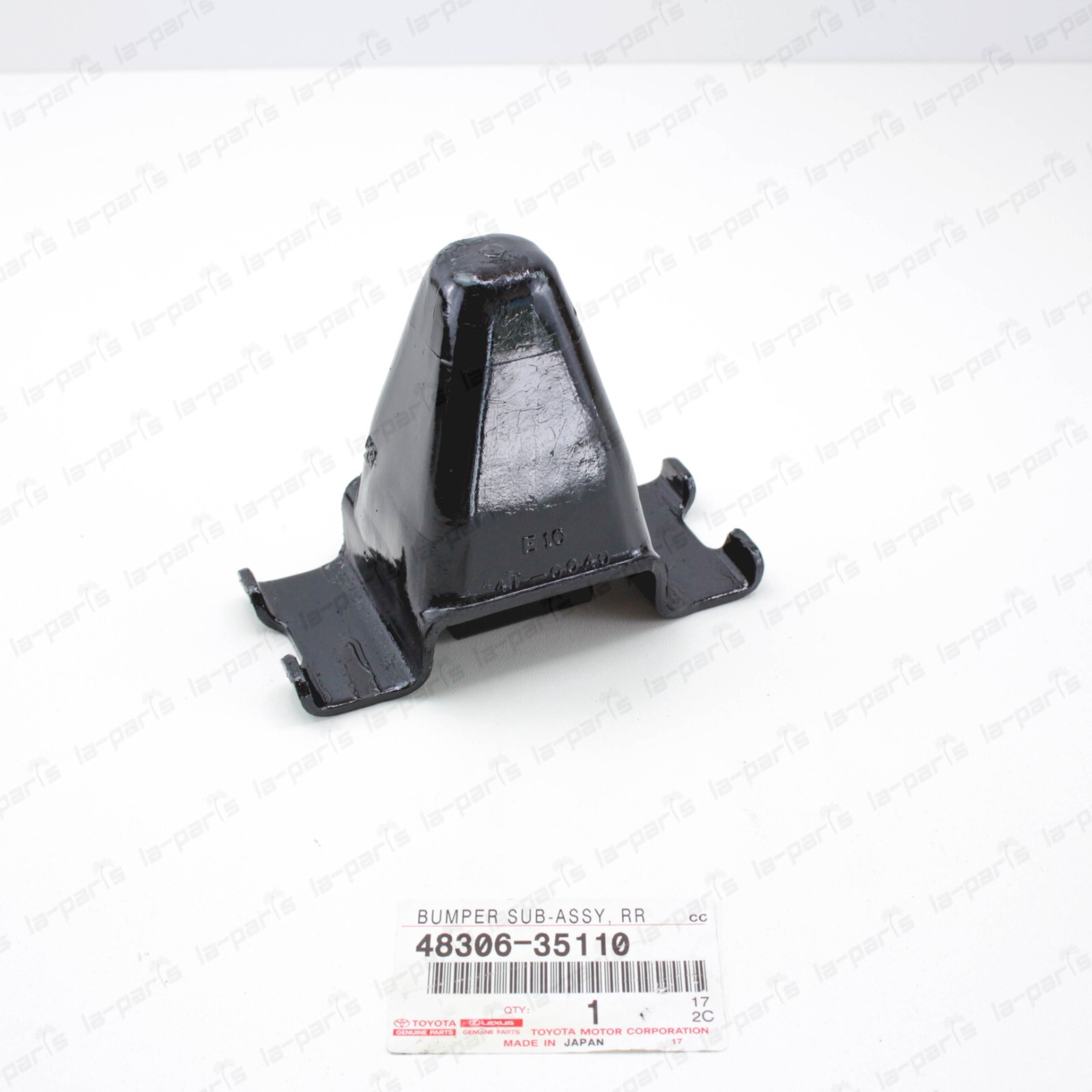 NEW GENUINE TOYOTA REAR SPRING BUMPER SUB-ASSY 48306-35110