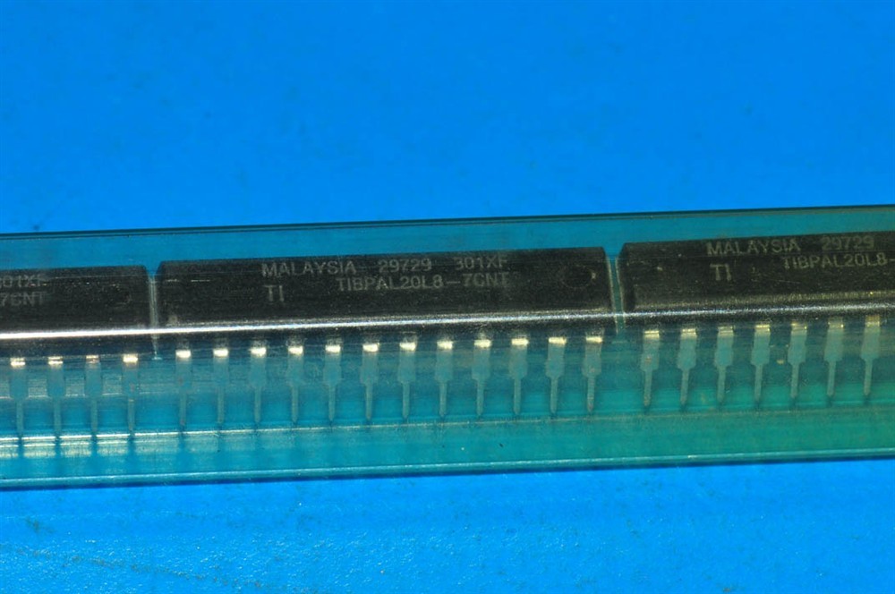 New (7pcs) TIBPAL20L8-7CNT TEXAS INSTRUMENTS IC Programmable