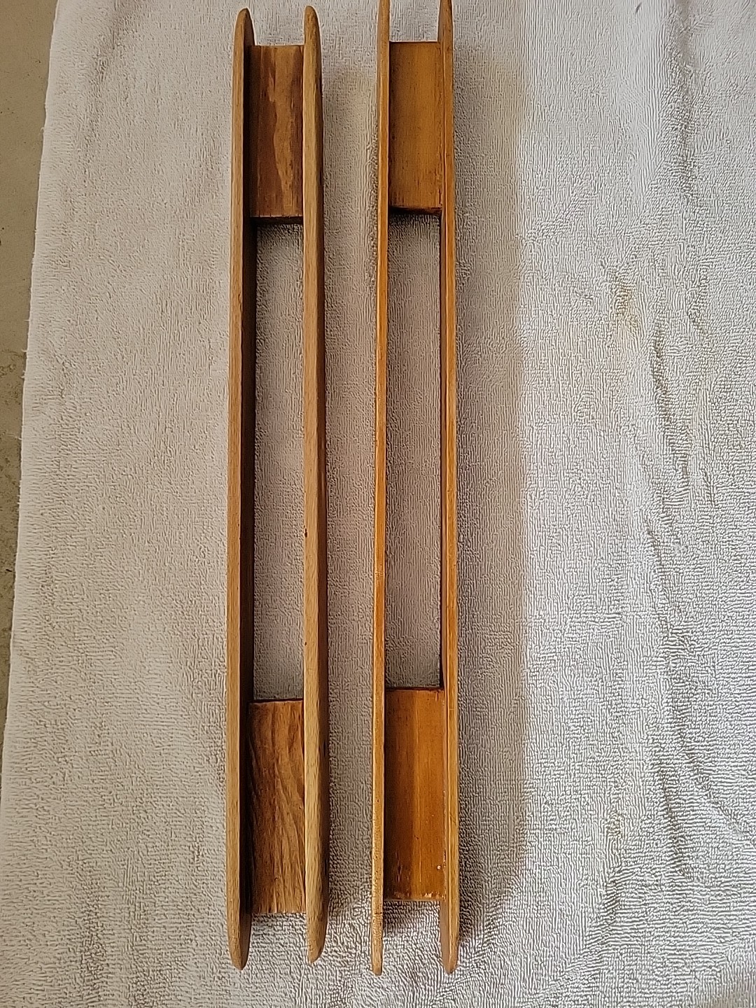Vintage Wooden Loom Weaving  Shuttles 22 Inches  Use With Yarn, Rag Rug Weaving