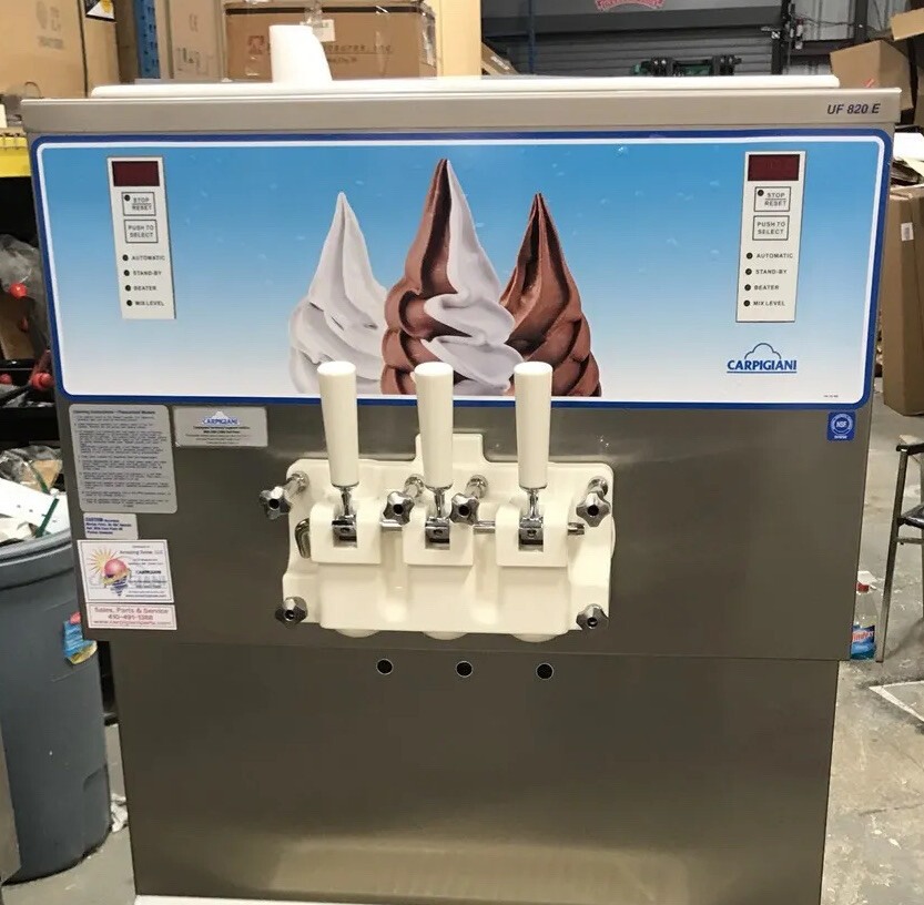 CARPIGIANI SOFT SERVE ICE CREAM  GELATO FROZEN YOGURT CUSTARD UF 820 E