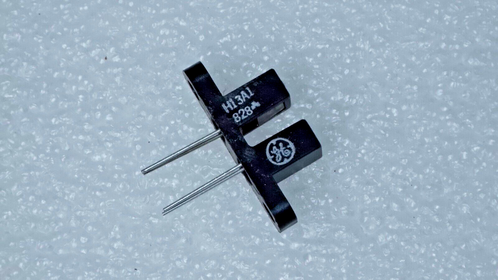 GE H13A1 4-Pin Photon Coupled Interrupter Module - New