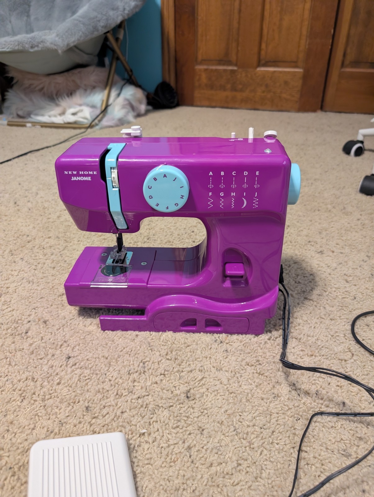 Janome Home 525B Fastlane Purple Mini Sewing Machine with Case and Manual