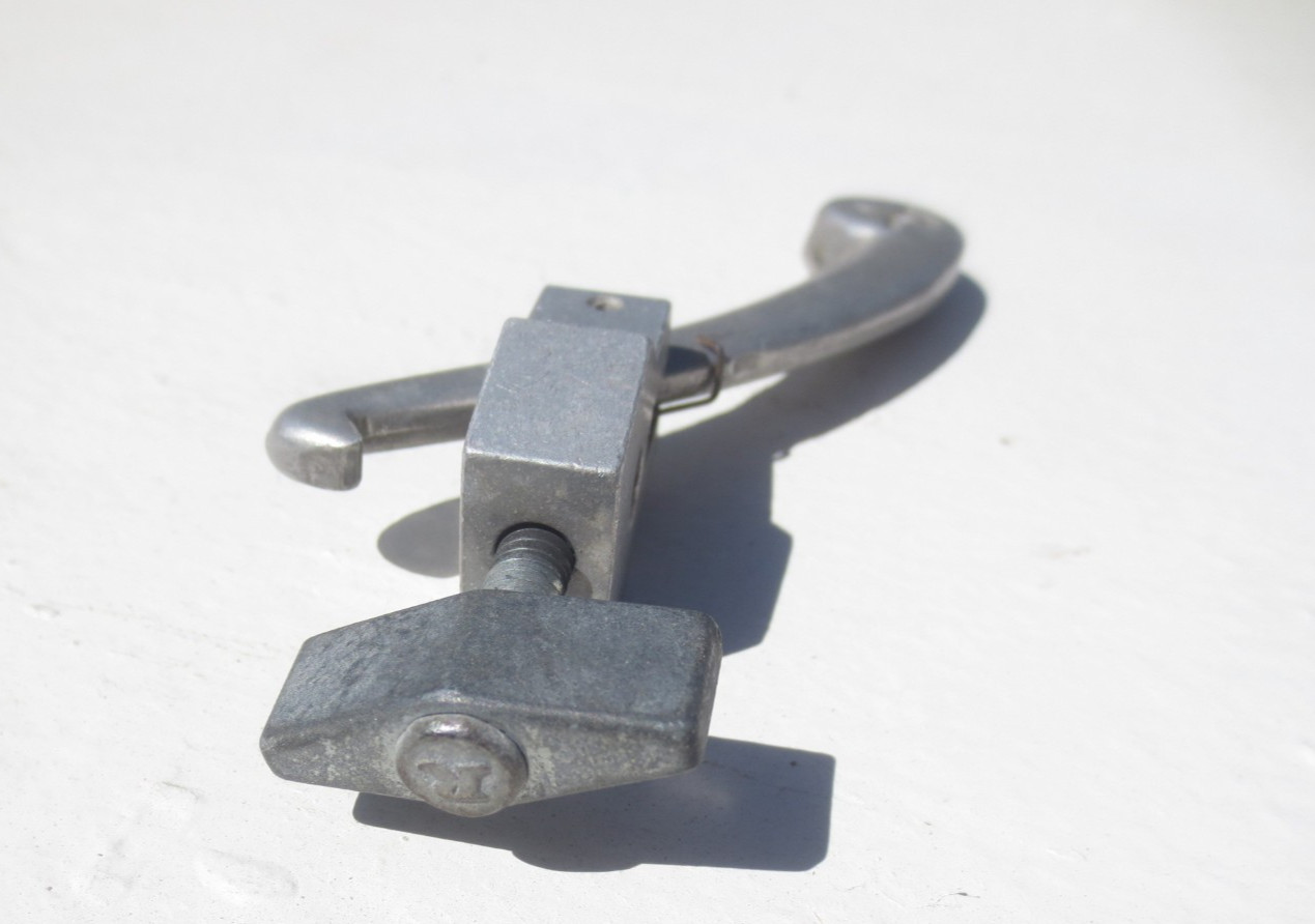 70s Rogers Drop Clutch Top Portion Only Big R