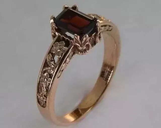 2CT Emerald Lab Created Garnet Women's Engagement Ring 14k Rose Gold Plated