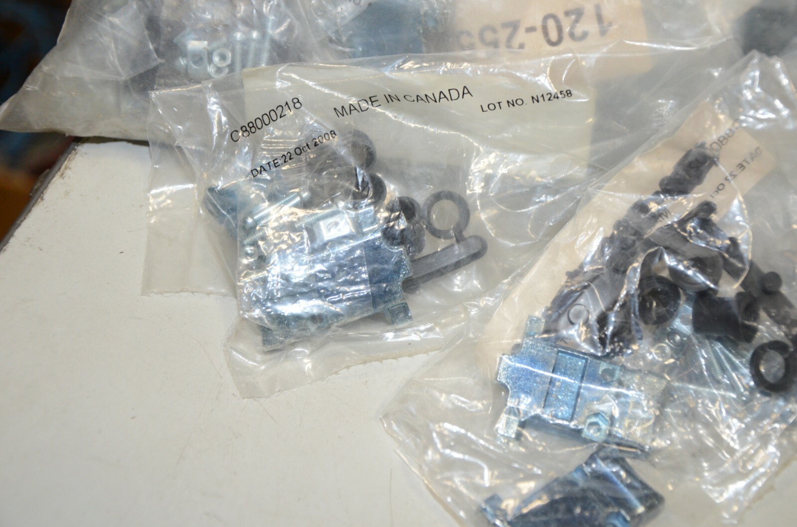 NORTHERN TECHNOLOGIES C88000218 DB9 DB 9 Metal BackShell NEW OPEN BOX