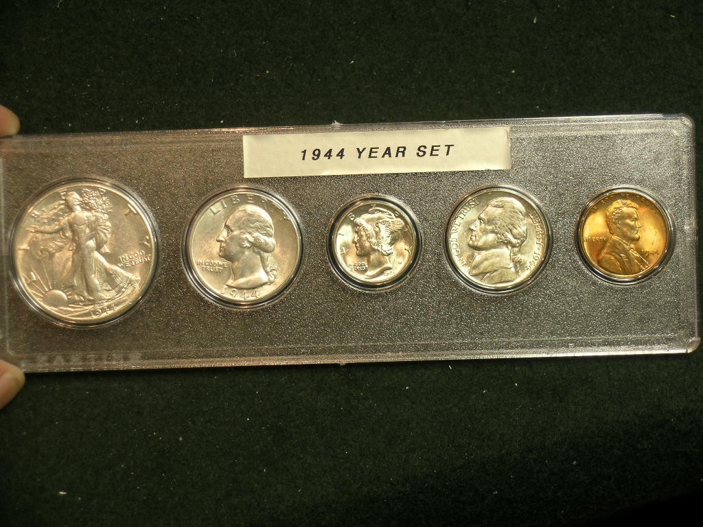1944-P Very Nice AU/BU Philadelphia Mint Year Set                   44P5