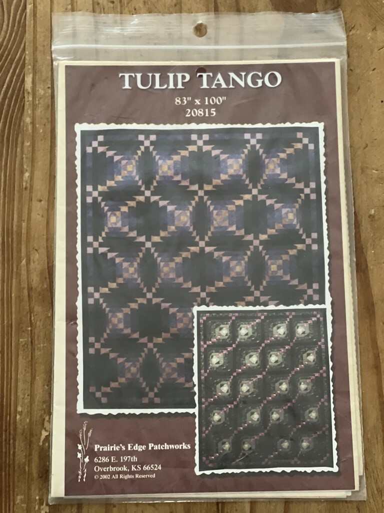 NEW TULIP TANGO BY PRAIRIE'S EDGE PATCHWORKS QUILT PATTERN 83" x 100" (20815)