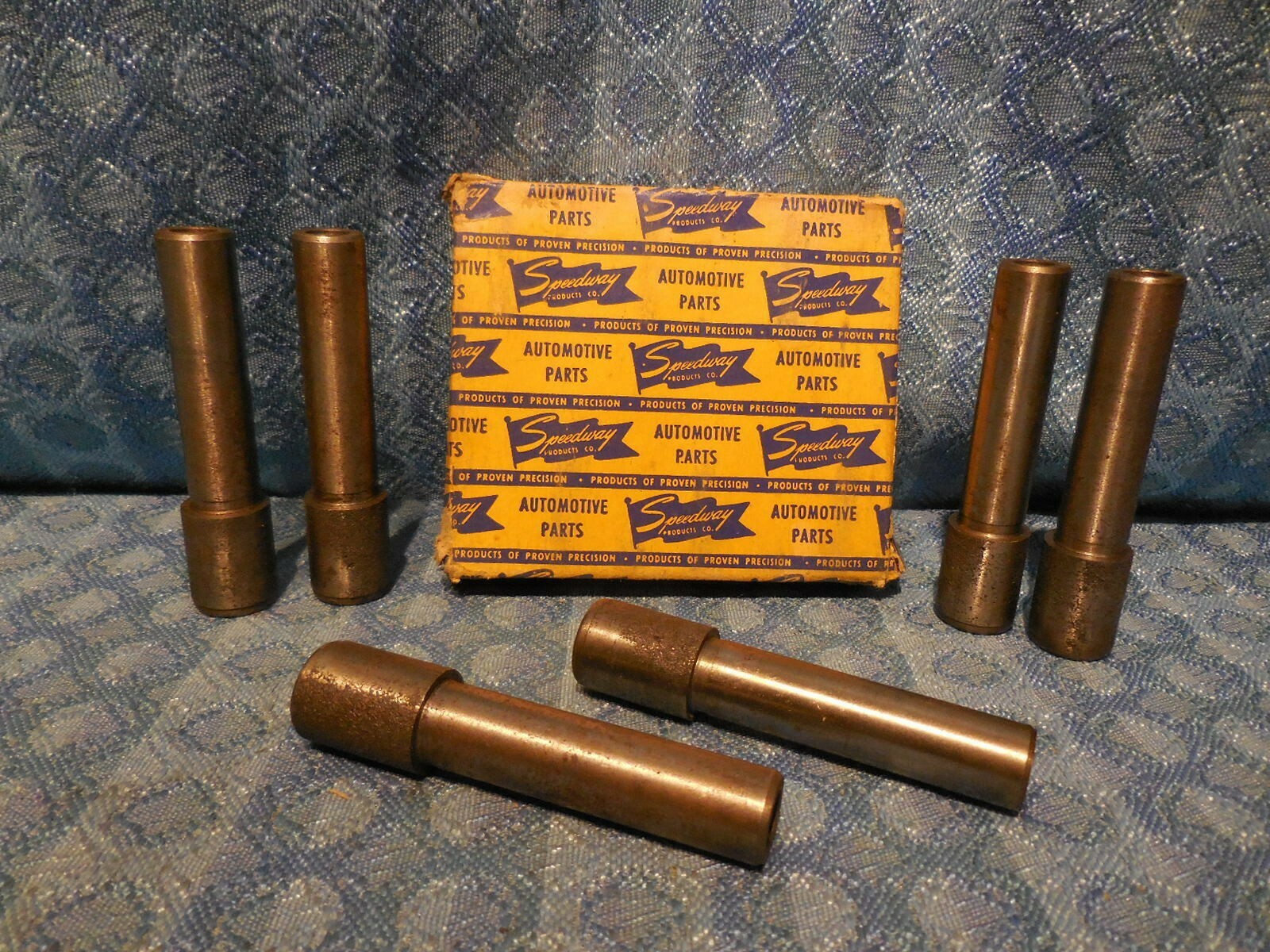 1935-36 Chevrolet NORS Inlet Valve Stem Guides Set of 6 #601371 SEE DETAILED AD