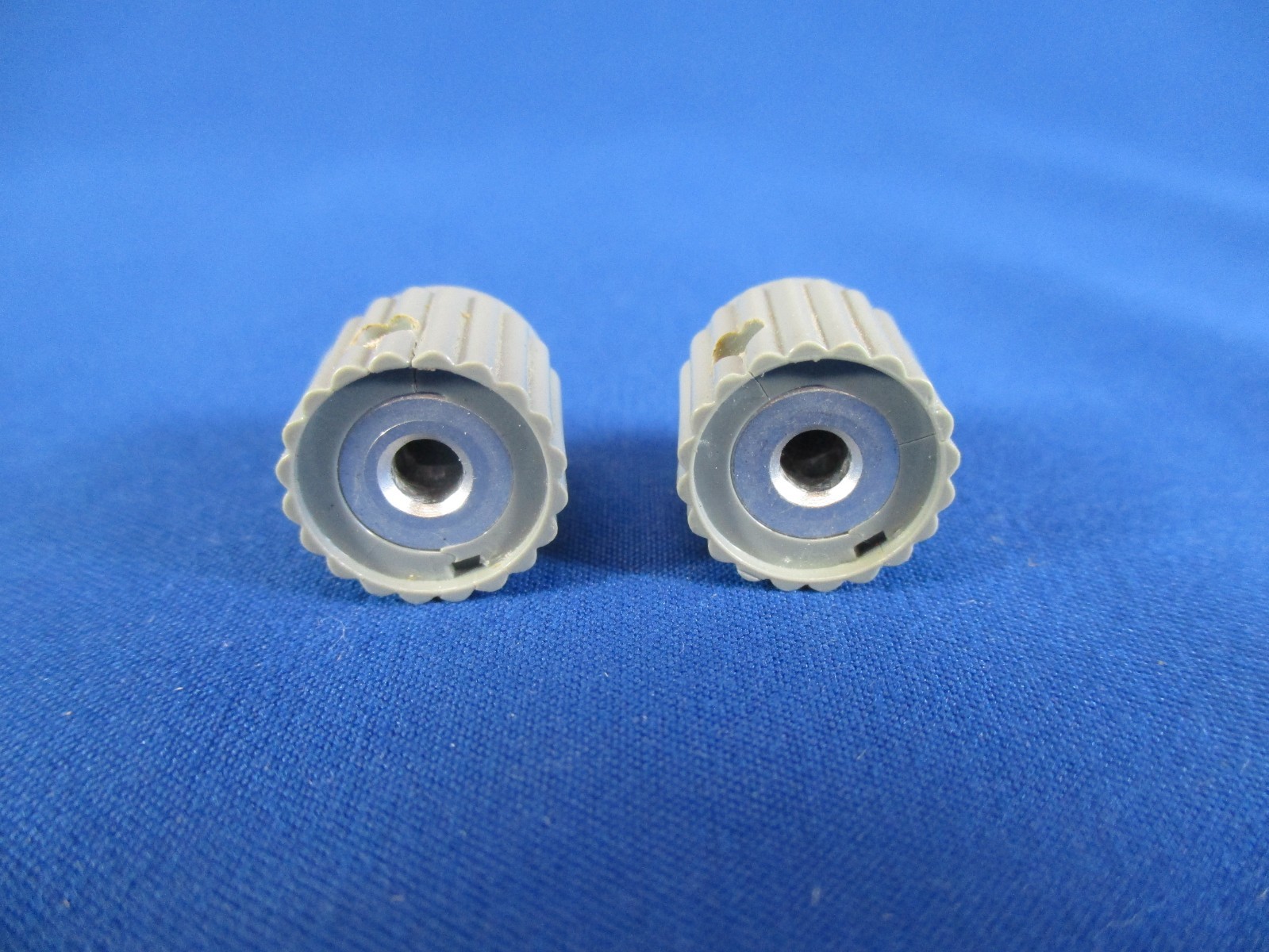 Small Gray Knobs for Radios Ham Radios Test Equipment 1/2" Round