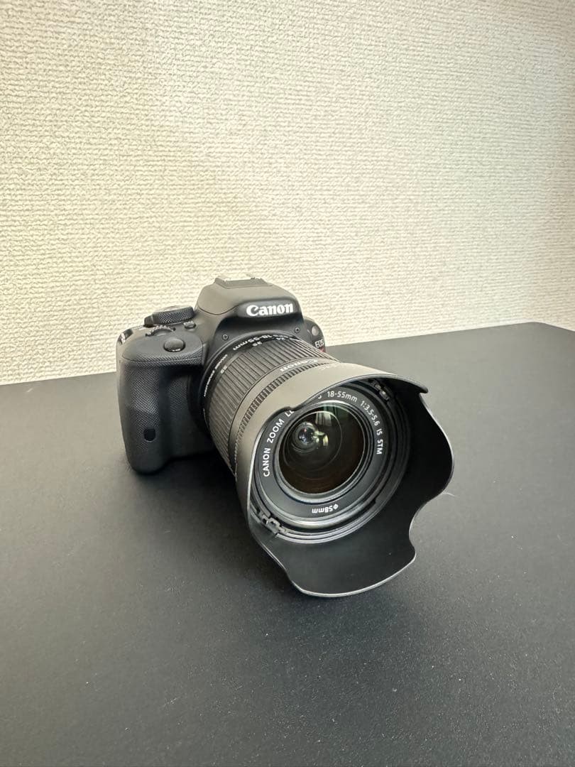 Canon EOS Kiss X7 Lens Set  Condition