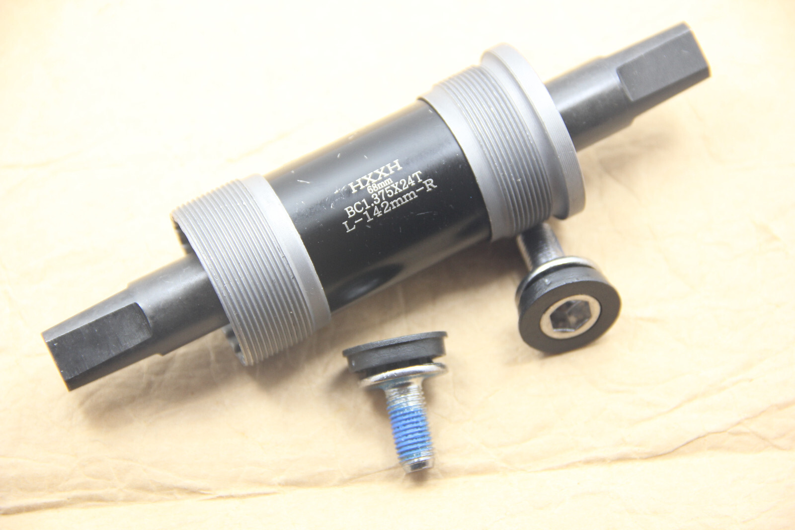 Bicycle Bottom Bracket 68 x 142mm Square Taper BC1.37 X 24T